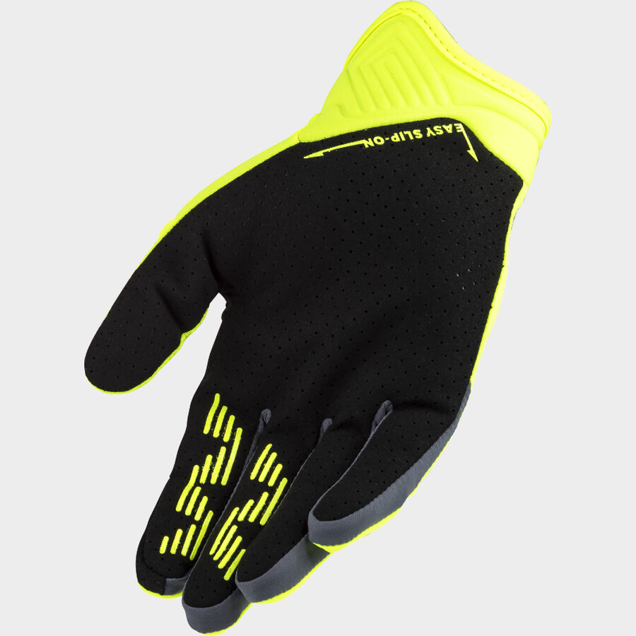 BEND MAN YELLOW GREY